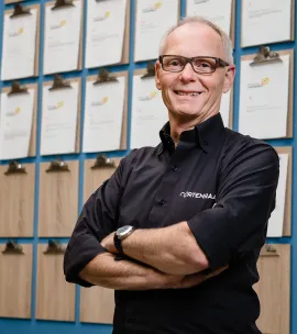 Gallery gallery_images_1_14_1763461663581469974.png Mark | maarZeker