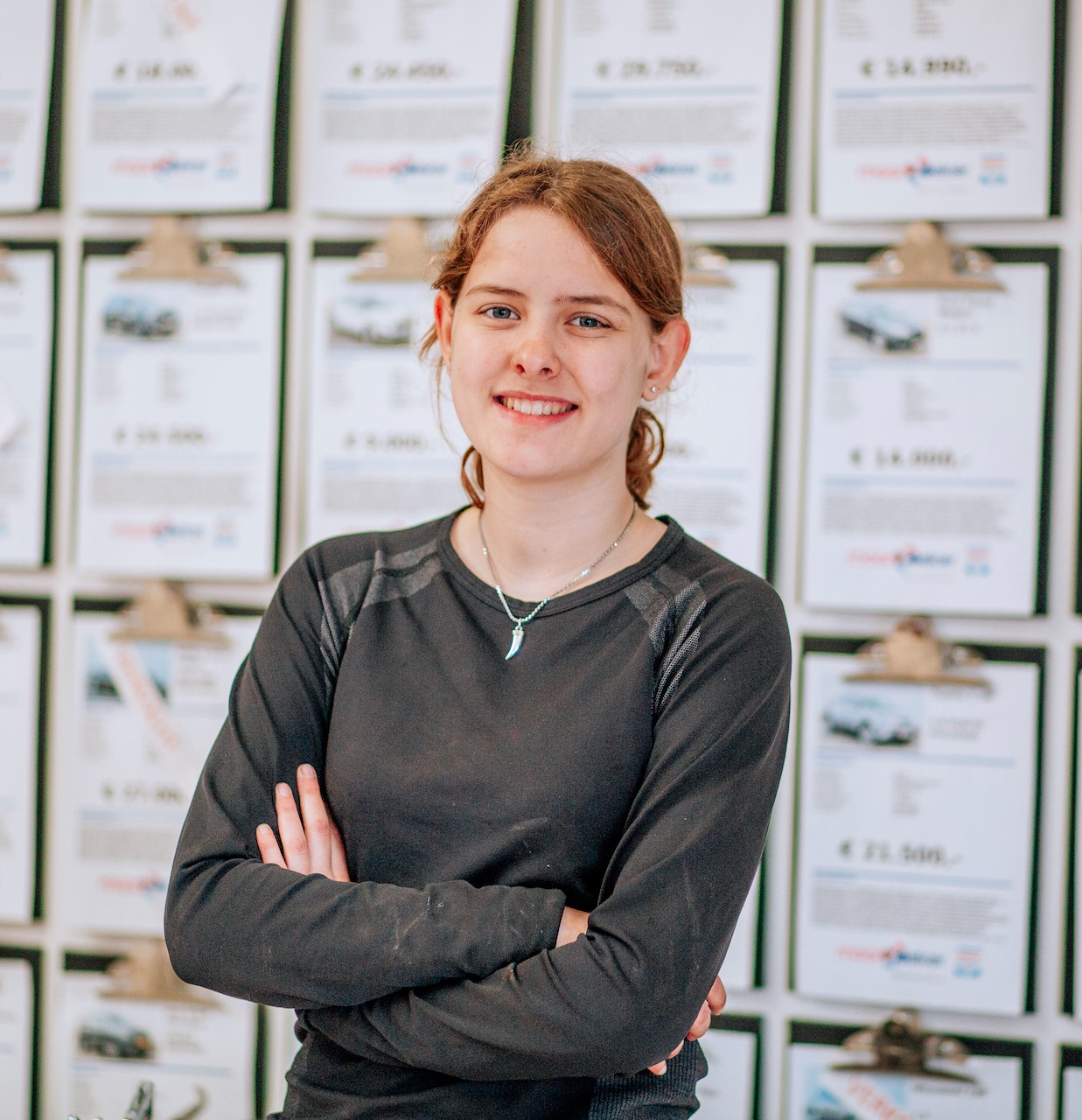 Gallery gallery_images_1_7_1763390897830428622.jpg Isabella | maarZeker