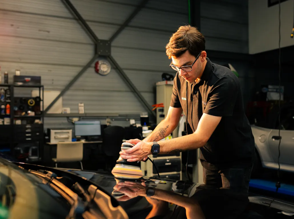 Content 27_content_image_17642510231183213143.png Detailing | maarZeker