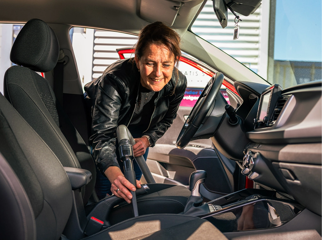 Auto stofzuigen