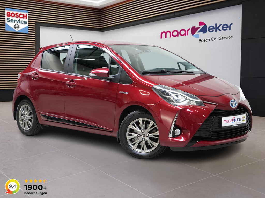 Toyota Yaris 1.5 Hybrid Design Red 55097623-0.jpg | maarZeker