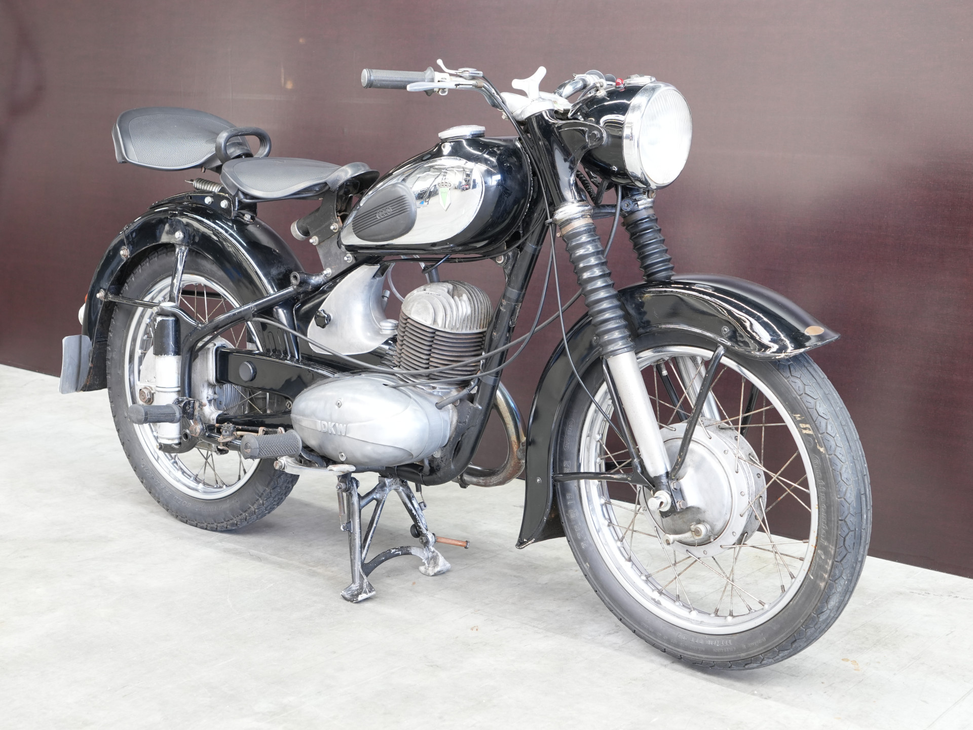 DKW RT RT 250/2 46466692-0.jpg | maarZeker